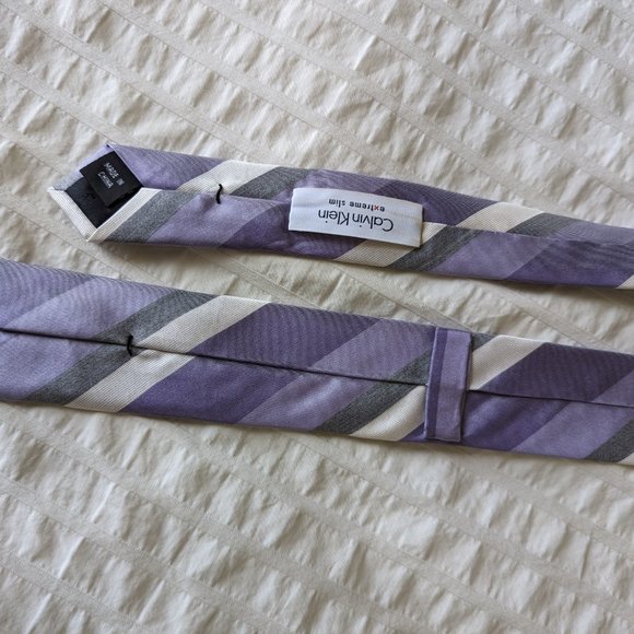 Calvin Klein Gray and Pink Extreme Slim Tie - Picture 2 of 3